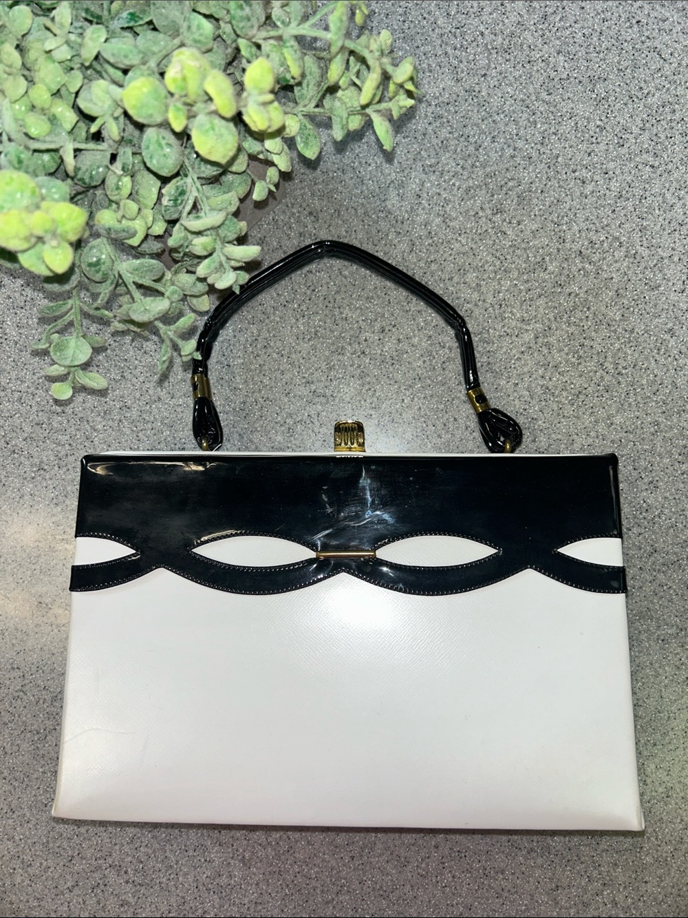 RARE VINTAGE Black & White Structured Top-Handle Women’s Bag